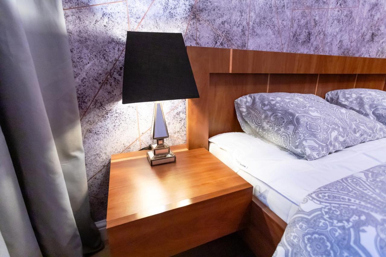 Apartament 56 ทอรูน ภายนอก รูปภาพ